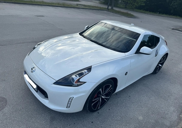 Nissan 370 Z cena 108900 przebieg: 40100, rok produkcji 2018 z Kielce małe 254